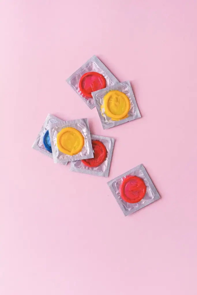 farvede kondomer